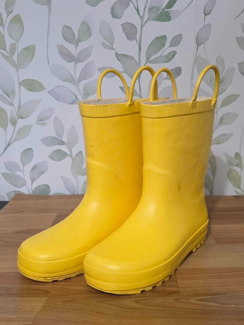 Lone Cone Sunshine Yellow Matte Rain Boots (US Kids Size 1)